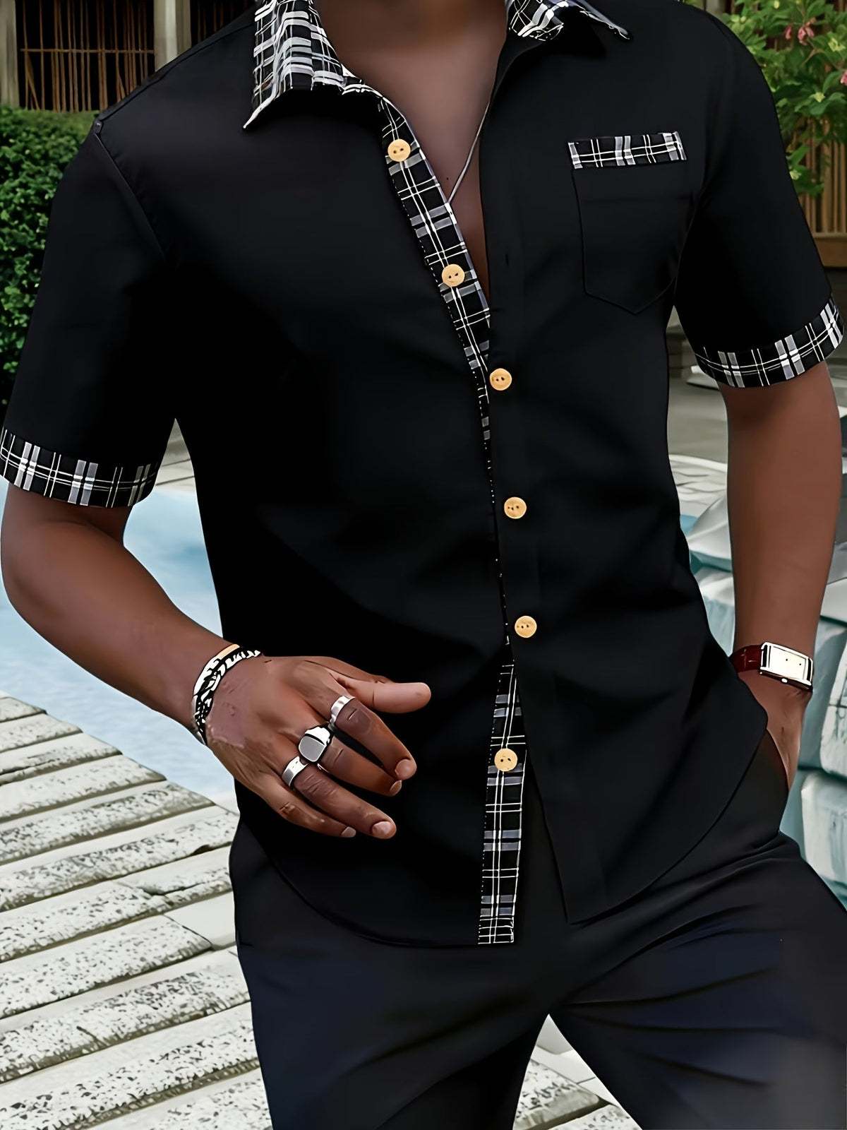 Men's Short Sleeve Shirt with Plaid Trim and Chest Pocket