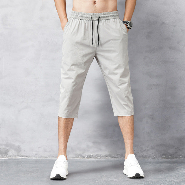 Men's Knee-Length Shorts with Drawstring Waist and Side Pockets
