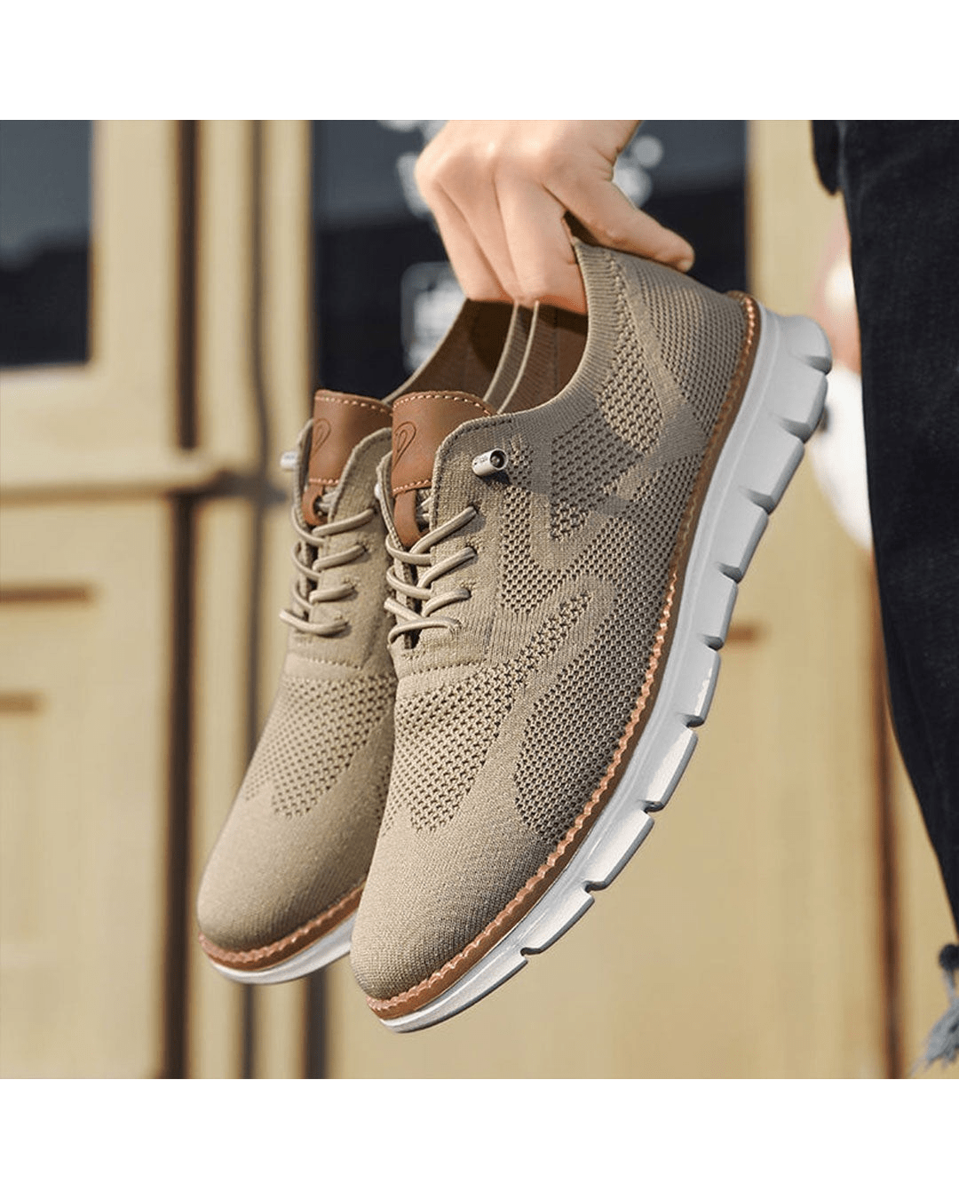Men's Lightweight Lace-Up Sneakers with Round Toe