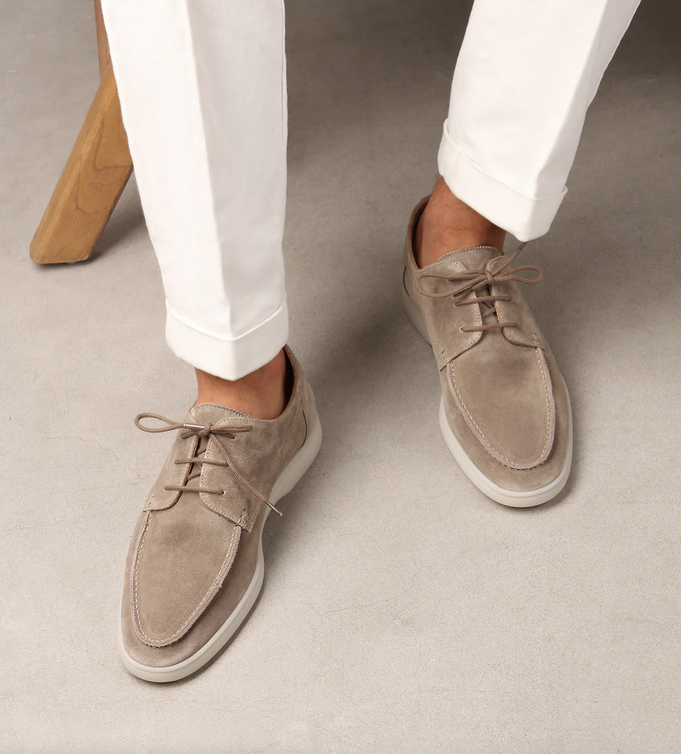 Men's Low-Profile Derby Shoes with Lace-Up Closure and Round Toe