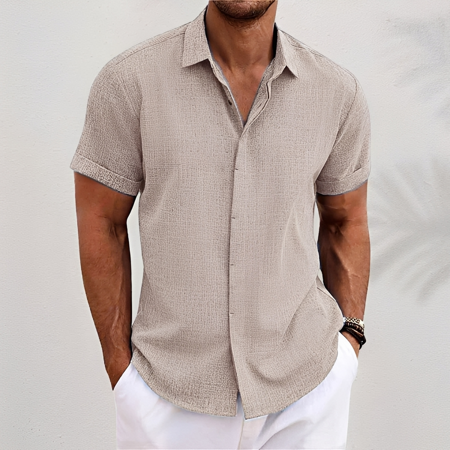 Men's Short Sleeve Button-Up Shirt with Collar