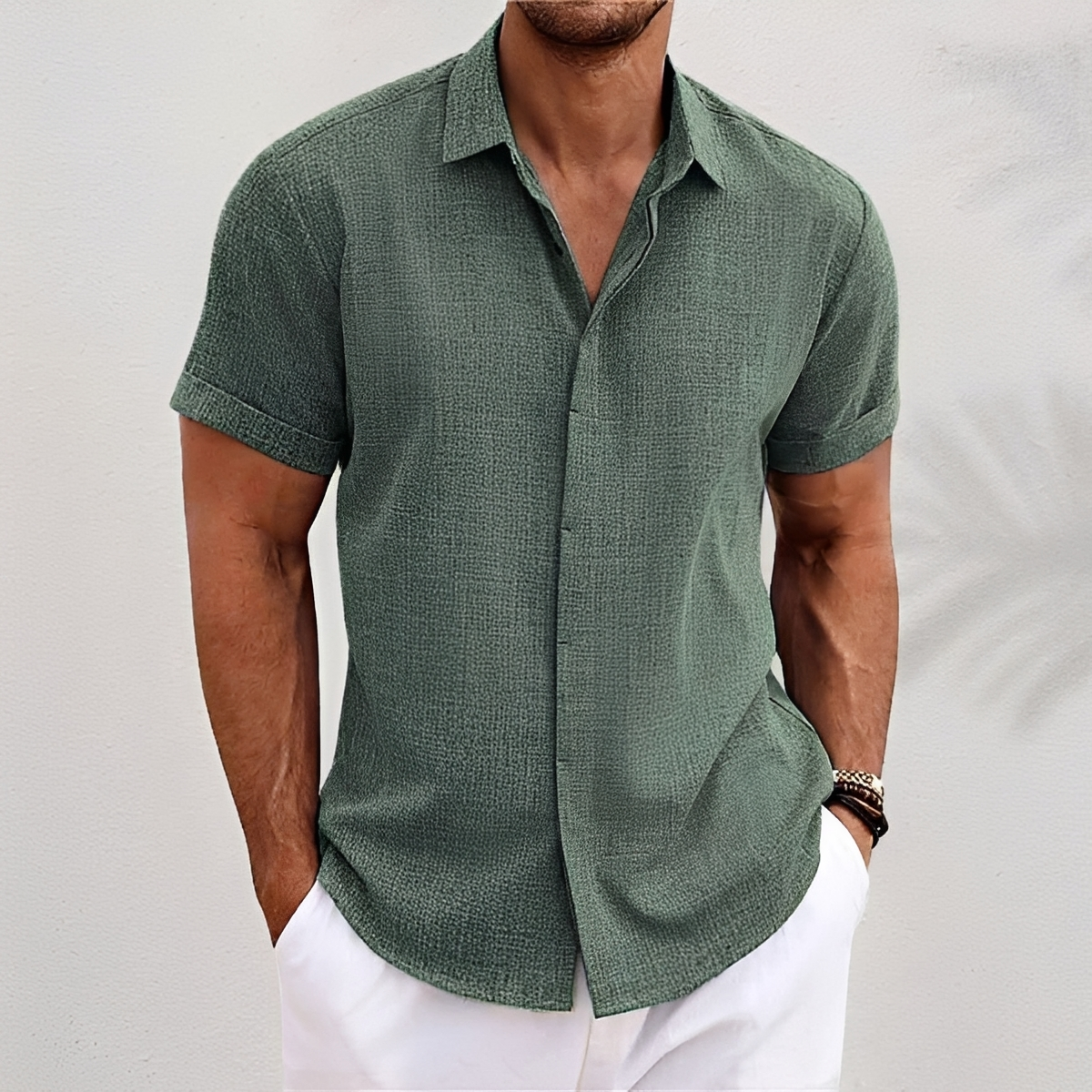 Men's Short Sleeve Button-Up Shirt with Collar