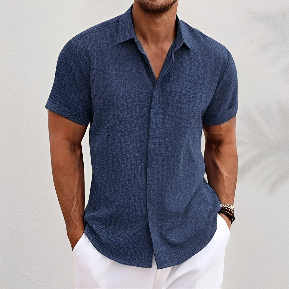 Men's Short Sleeve Button-Up Shirt with Collar