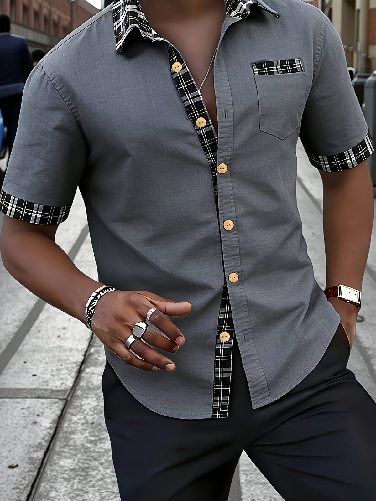 Men's Short Sleeve Shirt with Plaid Trim and Chest Pocket