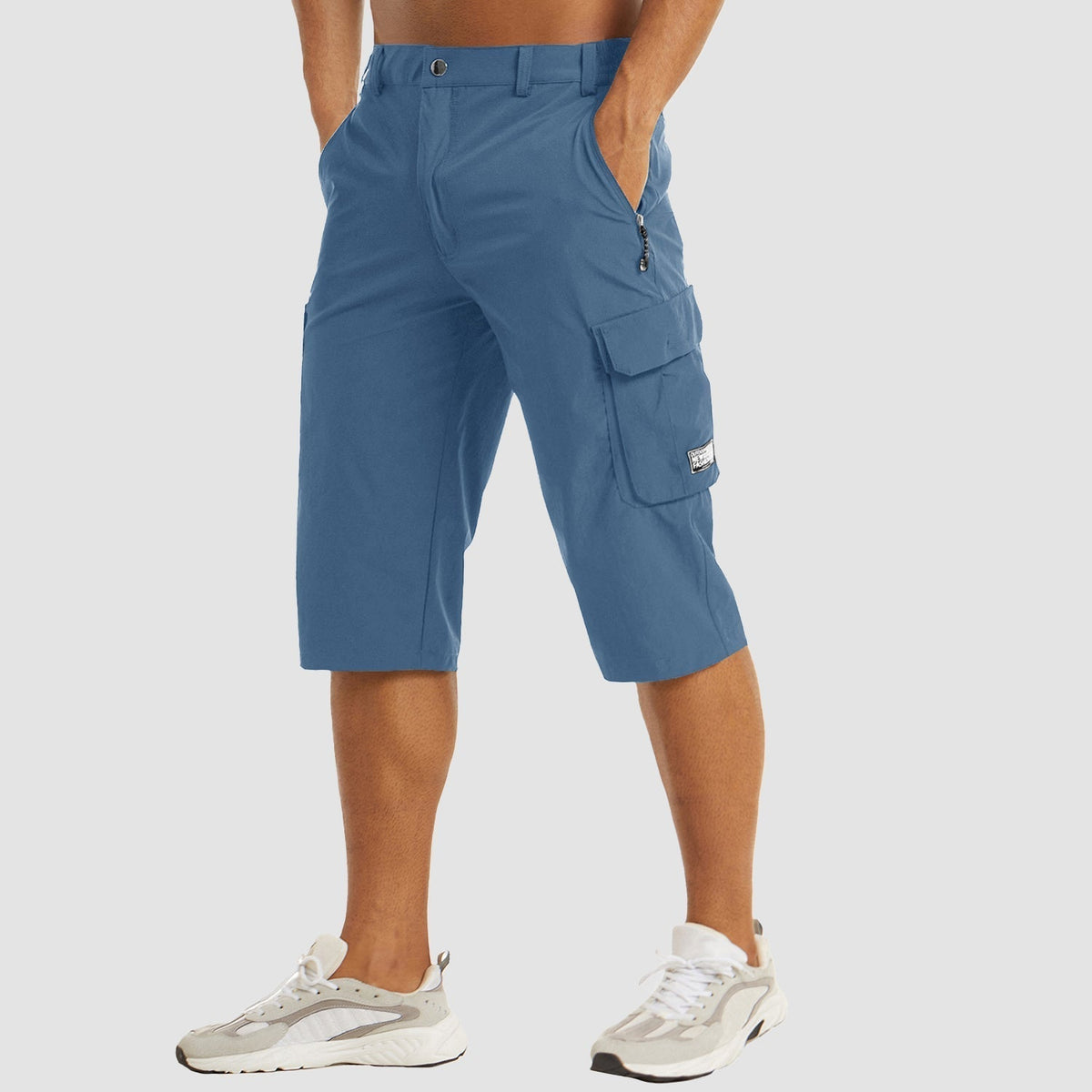 Men's Three-Quarter Cargo Shorts with Zip Pockets